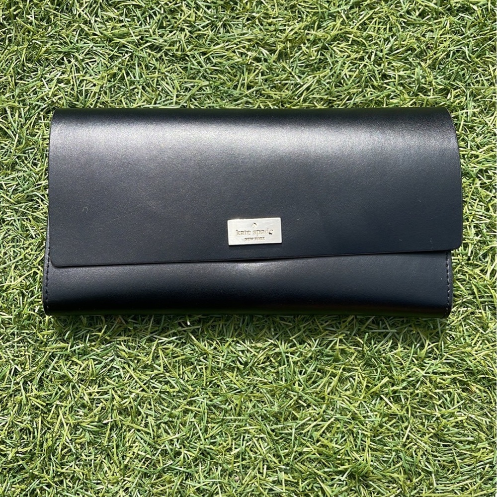 Black Kate Spade wallet